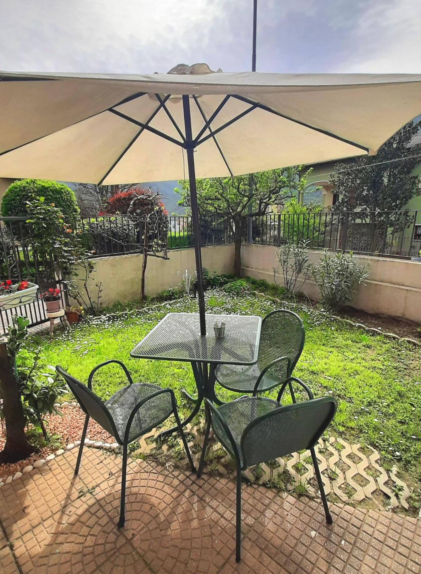 La Civetta Appartamento Con Giardino E Parcheggio Nave  Luaran gambar